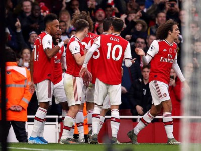 آرسنال ۱-۱ ولورهمپتون؛ گرگ‌ها همچنان گربه سیاه تیم‌های بزرگ