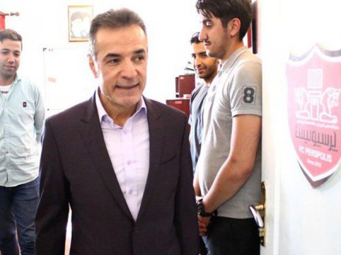 انصاری فرد به هتل بازیکنان پرسپولیس رفت