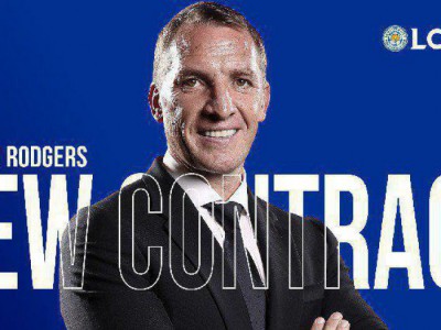 تمدید قرارداد سرمربی موفق روباه‌ها