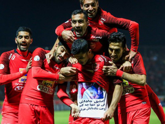 رزومه دو بازیکن خارجی به سرمربی پرسپولیس داده می‌شود